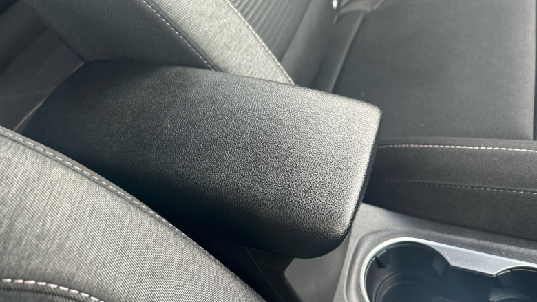 Renault Captur 1.5 dCi 115 Iconic 5dr Diesel Hatchback